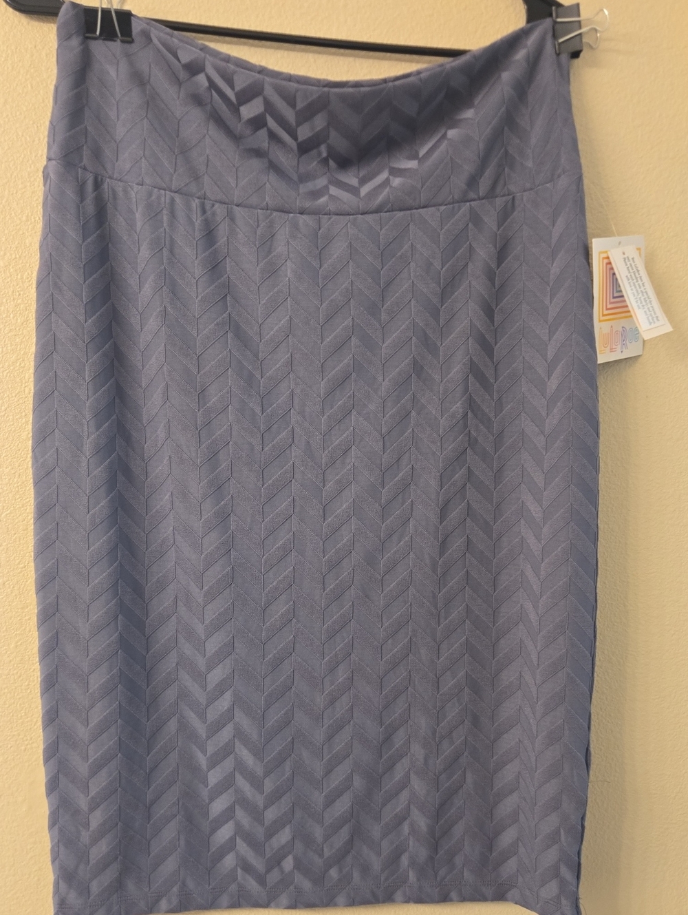 Large Cassie LuLaRoe Gray Chevron Pencil Skirt